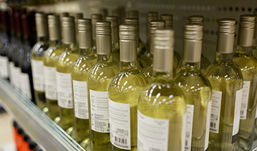 實(shí)物促銷(xiāo)截留率高，觸達(dá)消費(fèi)者難